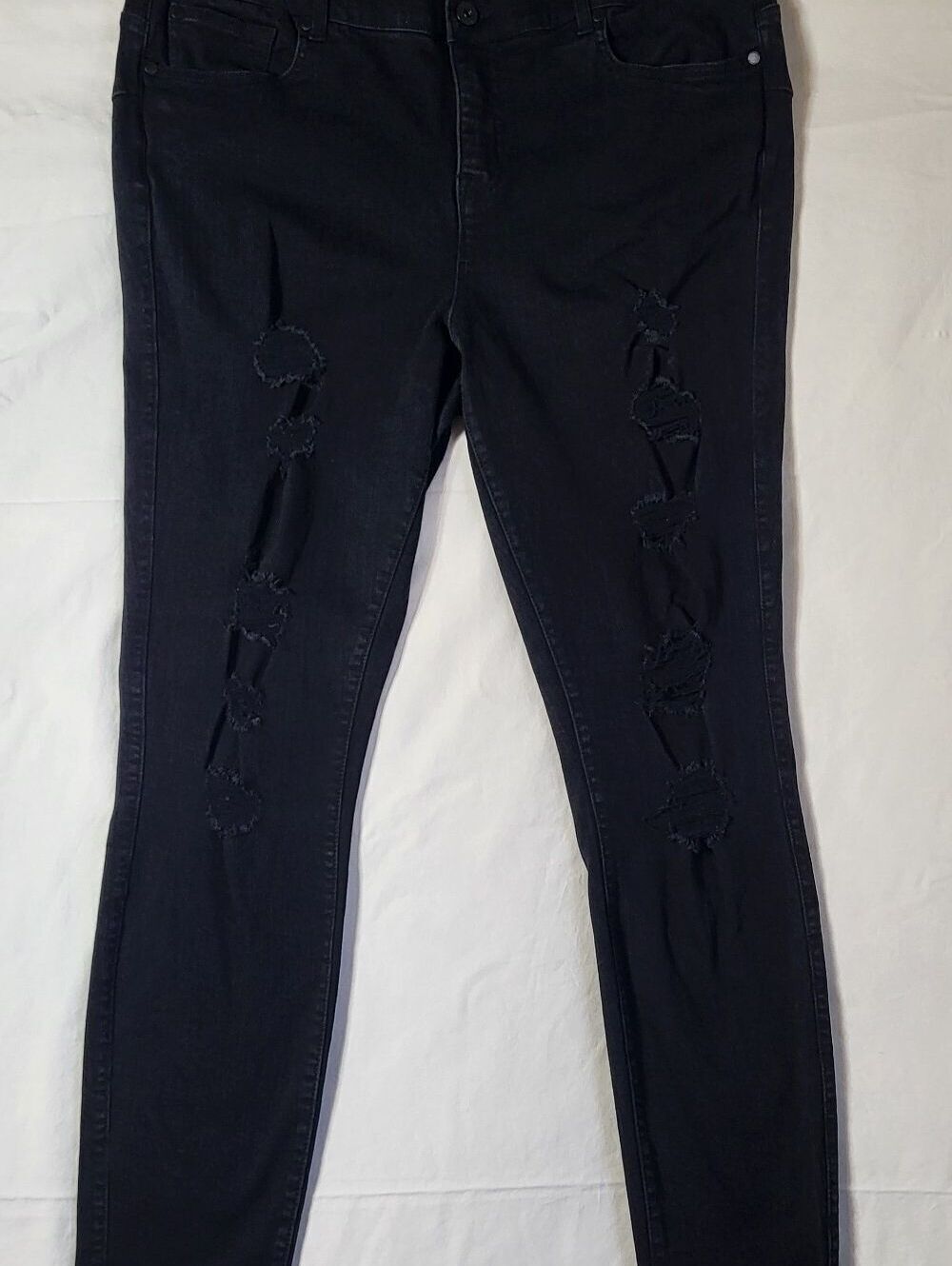 Torrid Black Distressed Skinny Jeans with Ripped Detailing, Sz 20t